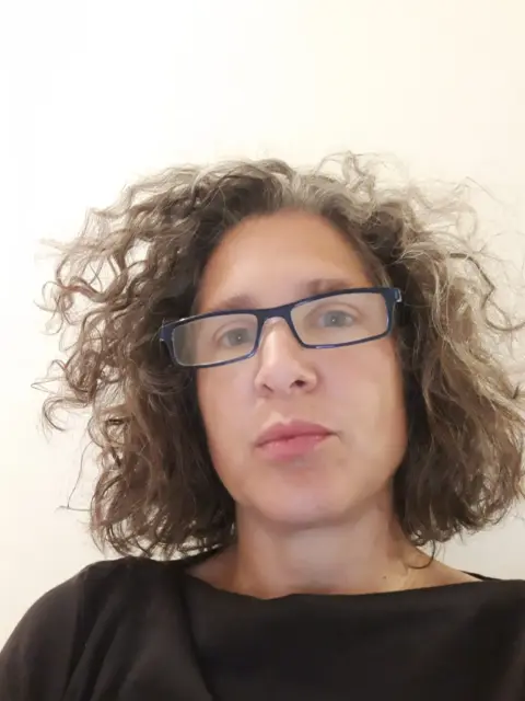 Sandra Hölzl